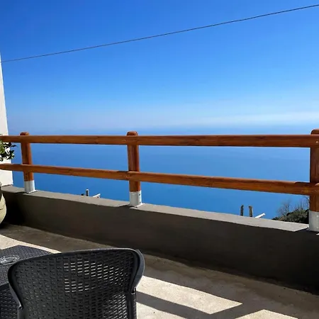 Apartment Angolo Di Paradiso